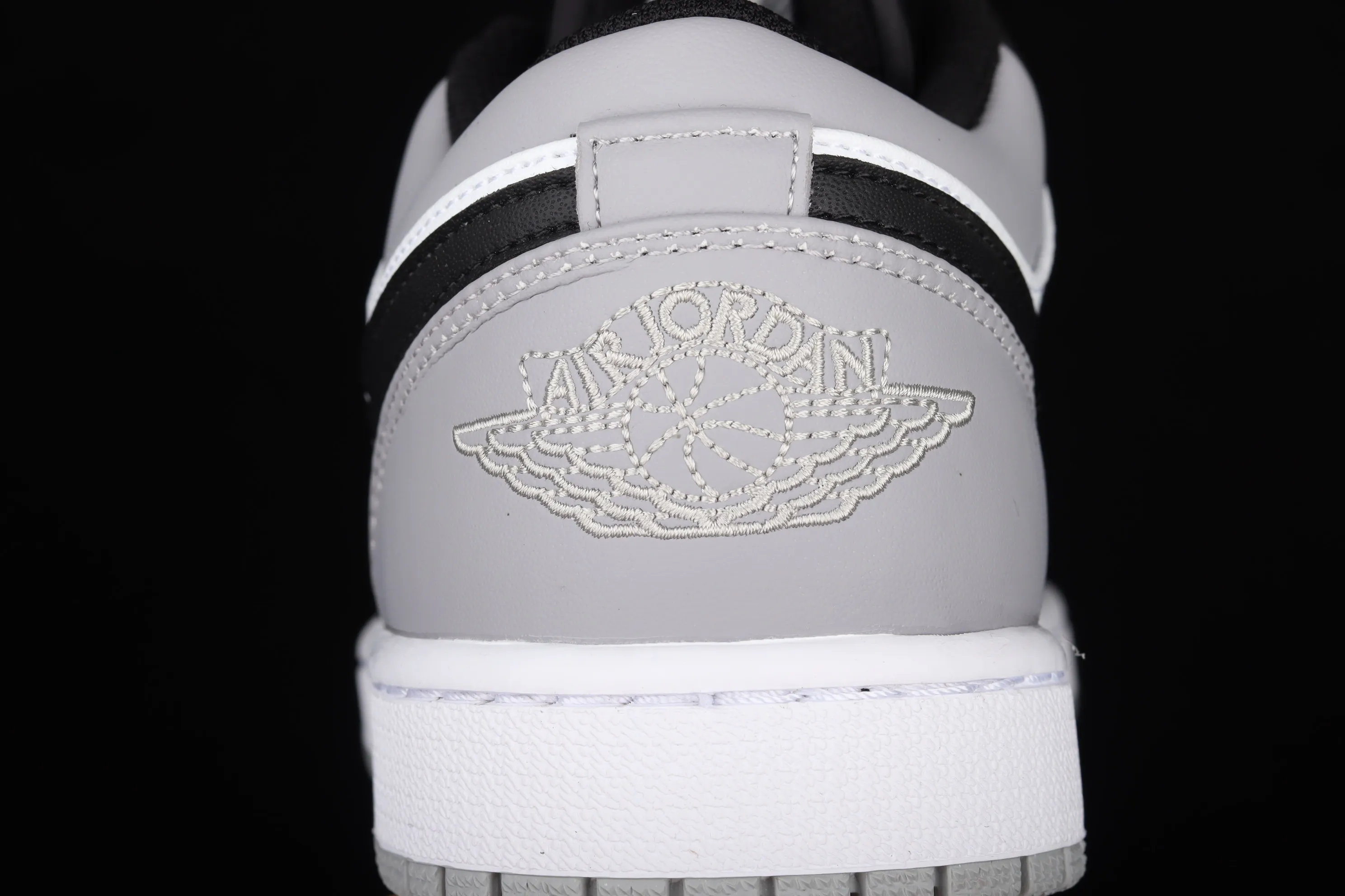 All categories Air Jordan Jordan series basketball shoes Air Jordan 1 Low X version Air Jordan 1 Low AJ1 Joe 1 low-top cultural and leisure sports sneakers 553558-110